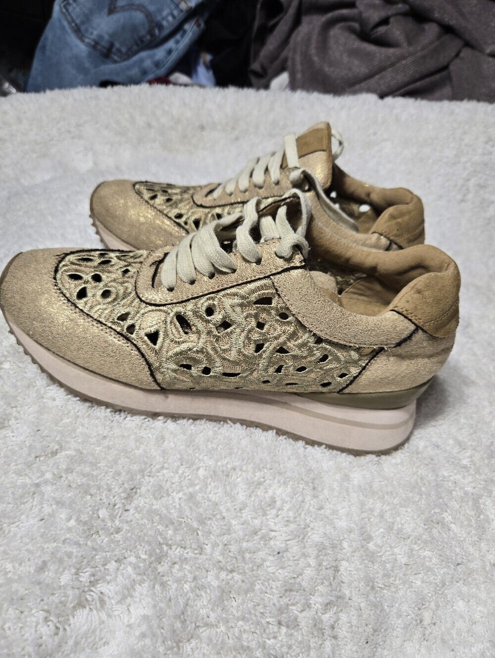 Shu Shop Qadesh Women's Lace Up Sneakers See Through Embroidered Detail Sz 8